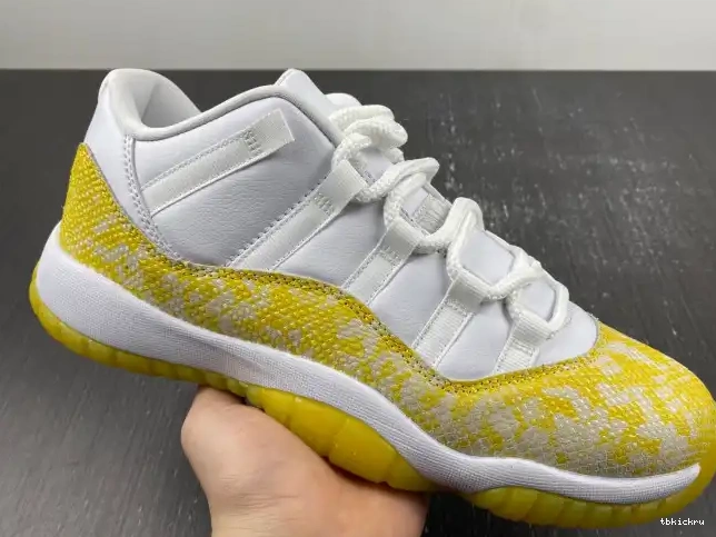Reps TBkick Air Low Jordan 11 WMNS Snakeskin Yellow AH7860-107 0606
